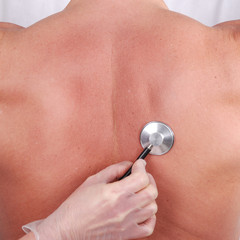 Abh&ouml;ren des R&uuml;ckens