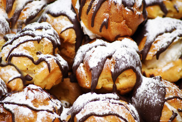 profiteroles