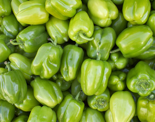 Plakat green bell peppers closeup