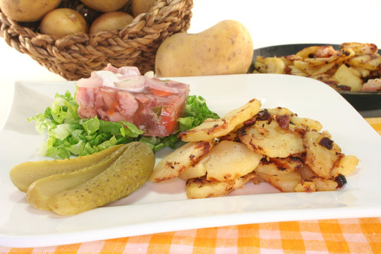 Bratkartoffeln mit S&uuml;lze
