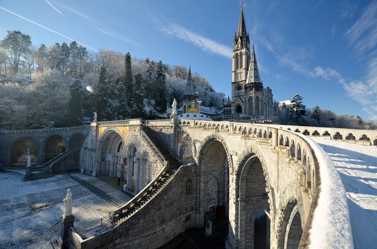 A Lourdes l'hiver