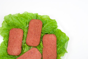 ランチョンミートとレタス