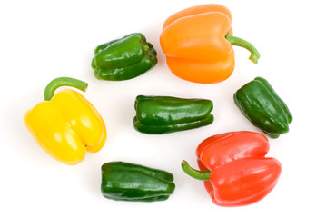 三色のパプリカとピーマン