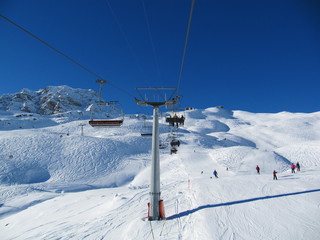 Fototapeta na wymiar Ski resort Switzerland Arosa