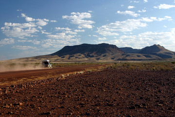 Krater - Geologie - Namibia © khorixas