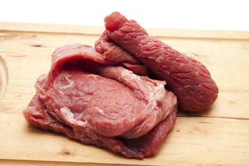 Rouladen auf Schneidebrett