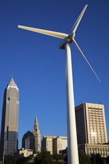 Fototapeta na wymiar Turbina wiatrowa w Cleveland