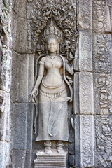 Fototapeta na wymiar Apsara tancerz w Angkor Wat
