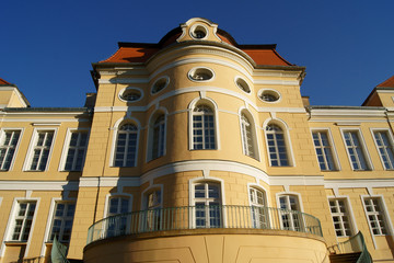Fototapeta na wymiar fasada pałacu