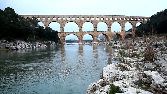 et l 'eau cours