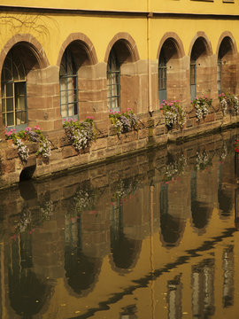 Building on the canal, Colmar