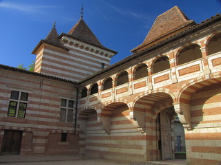 Fototapeta na wymiar Castle Laréole, Gers, Haute-Garonne, Midi-Pyrenees