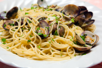 Spaghetti alle vongole, clam sauce pasta