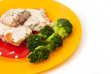 Salmon with broccoli