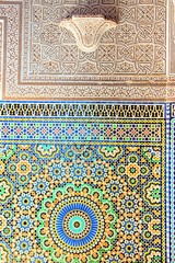 Innenwand einer Stampflehmburg in Marokko 906