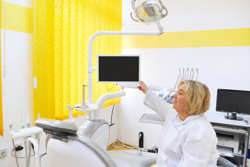 Fototapeta premium Dentist