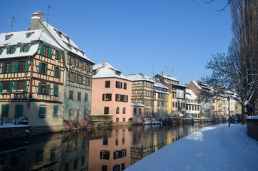 Berges de Strasbourg l'hiver