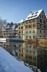 Fototapeta na wymiar Zima w Strasburgu