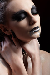 vulture girl