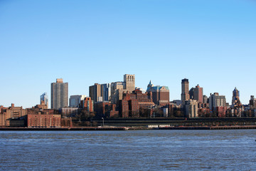 NYC - Bronx, view from Manhattan, USA - obrazy, fototapety, plakaty