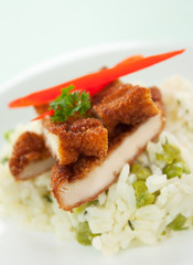 Crispy fried chicken with rice