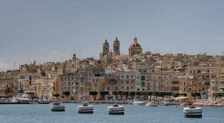Fototapeta na wymiar vue sur Malte