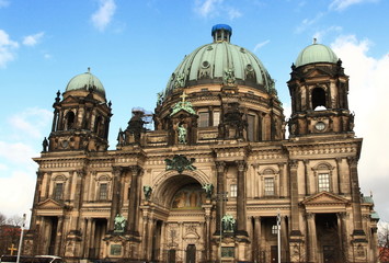 Fototapeta na wymiar Berliner Dom, landmark cathedral in Berlin, Germany