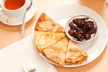Breakfast with pancakes