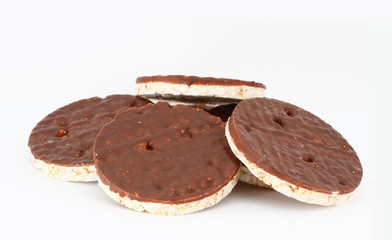 Reiswaffeln mit Schokoladenüberzug
