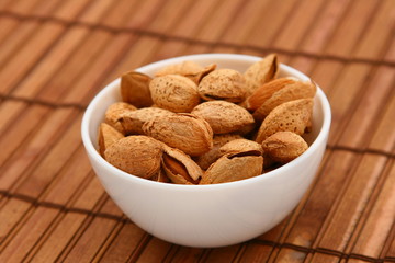 almonds in a bowl