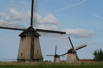 Fototapeta na wymiar Holenderskie wiatraki