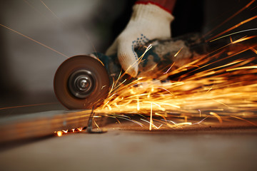 metal sawing