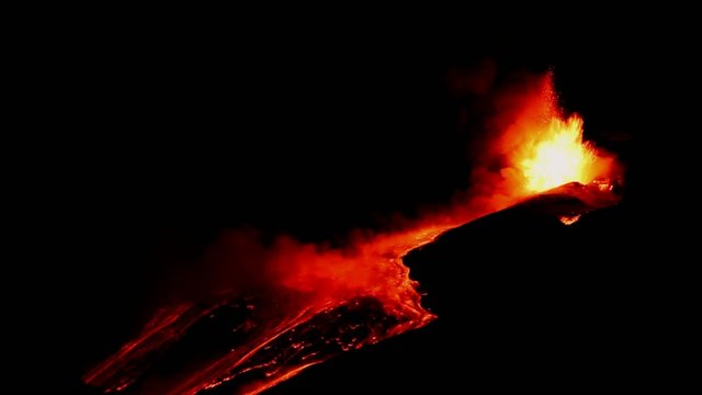 Etna eruzione 2011