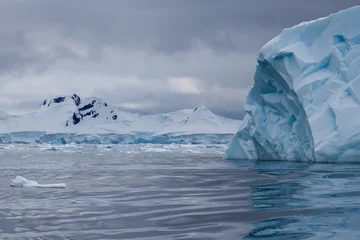 Rolgordijnen Icy waters © Brendan van Son