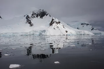 Fotobehang Antarctica Lanscape © Brendan van Son
