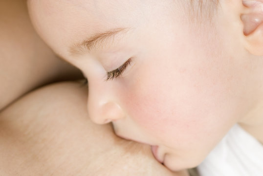 Lactancia materna para un desarrollo sano.