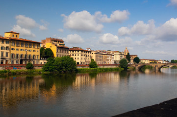 Fototapeta na wymiar Bank of river Arno in Florence, Tuscany, Italy.
