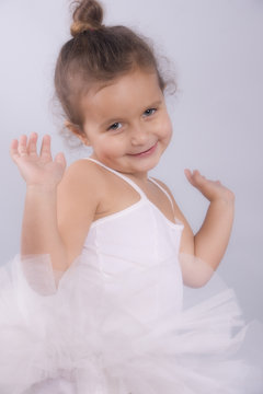 fillette ravissante de 4 ans - danseuse