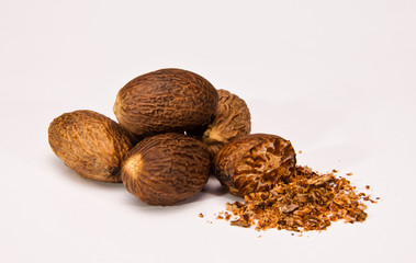 nutmeg and ground nutmeg nice with custard