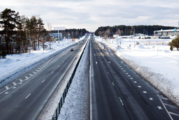 Obraz premium Highway in winter in Eastern Europe