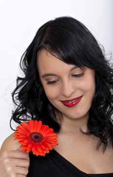 Junge Frau mit schwarzen Haaren #10