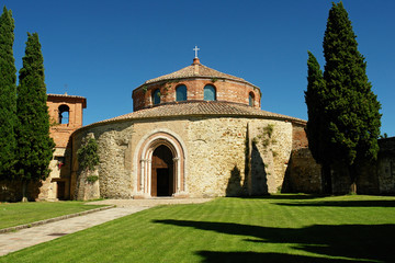 Fototapeta na wymiar Italie, église de san Angélo Pérouse