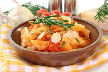Pasta mit Tomaten