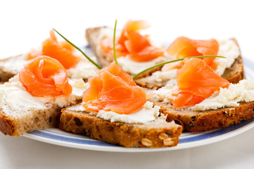 Bread with cream cheese and smoked salmon