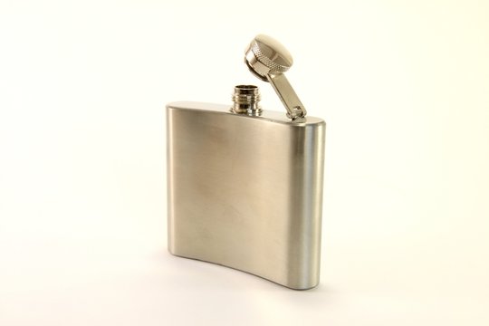 flasque &agrave; alcool