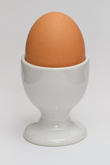 Ei im Eierbecher