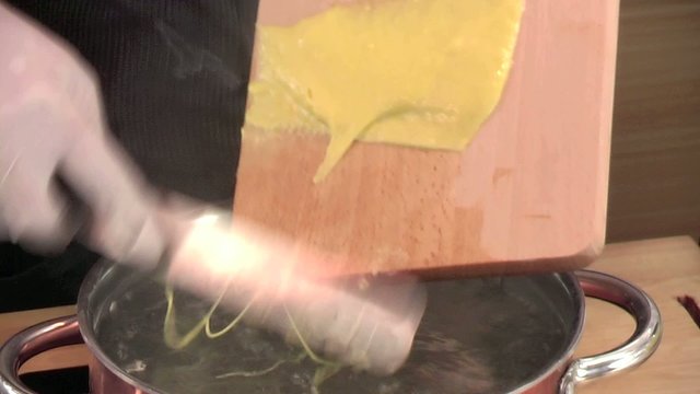 cooking spaetzle