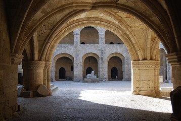 Fototapeta na wymiar Stare Miasto w Rodos