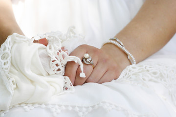 Obraz na płótnie Canvas Bride ring detail