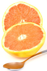 Pamplemousse coupé en deux